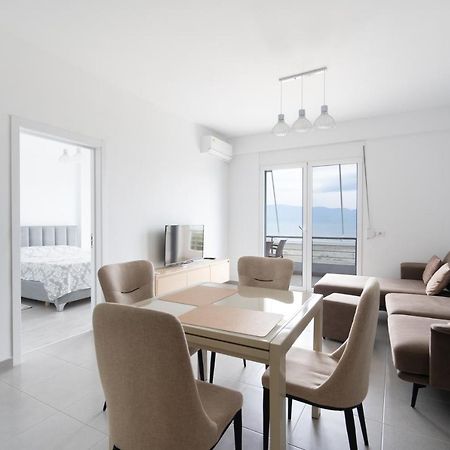 Vlorë Apartment In The Village With A Sea View מראה חיצוני תמונה