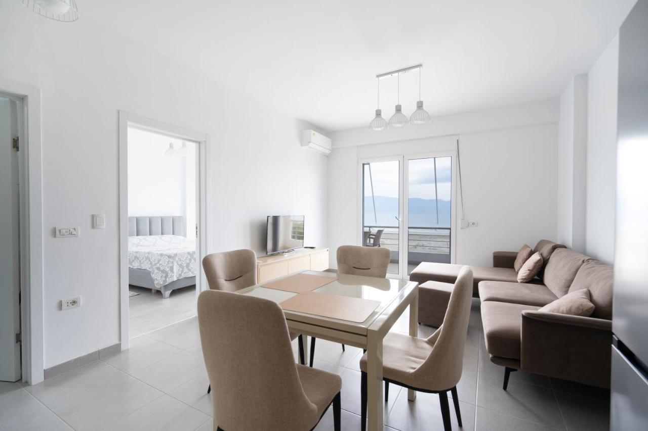 Vlorë Apartment In The Village With A Sea View מראה חיצוני תמונה