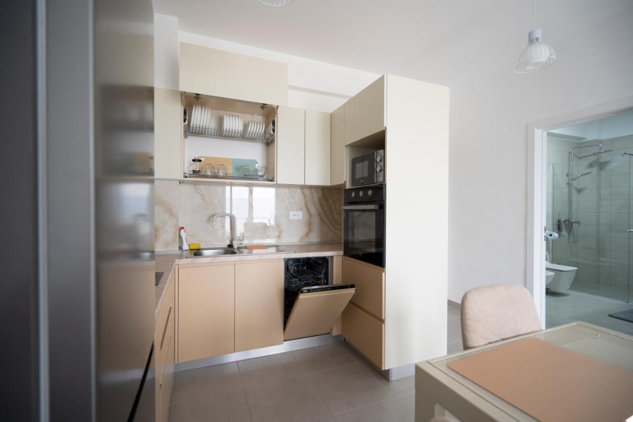 Vlorë Apartment In The Village With A Sea View מראה חיצוני תמונה