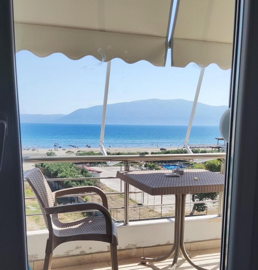 Vlorë Apartment In The Village With A Sea View מראה חיצוני תמונה